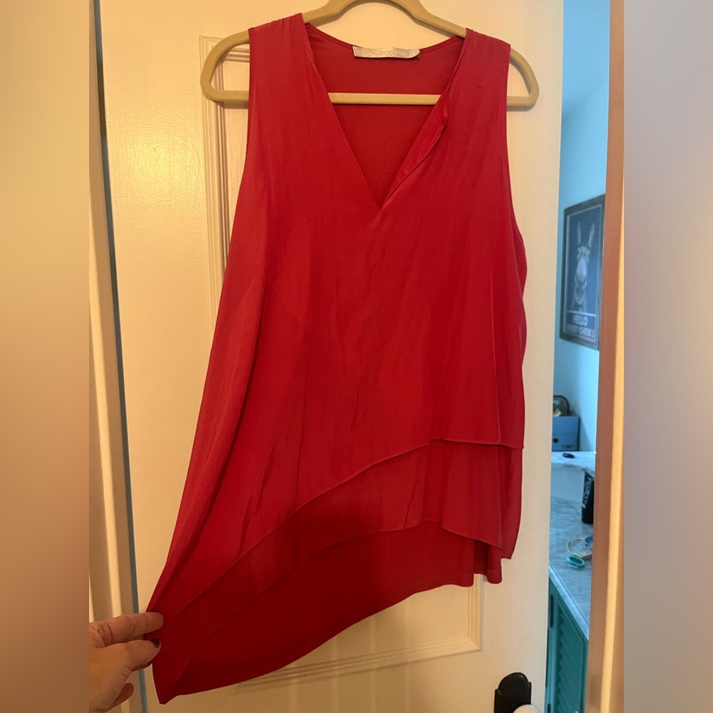 Lola and Sophie sleeveless top. Size large. Pink